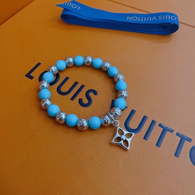 Louis Vuitton Bracelets ModernLook 250814