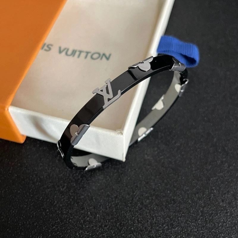 Louis Vuitton Bracelets Efficient 250805