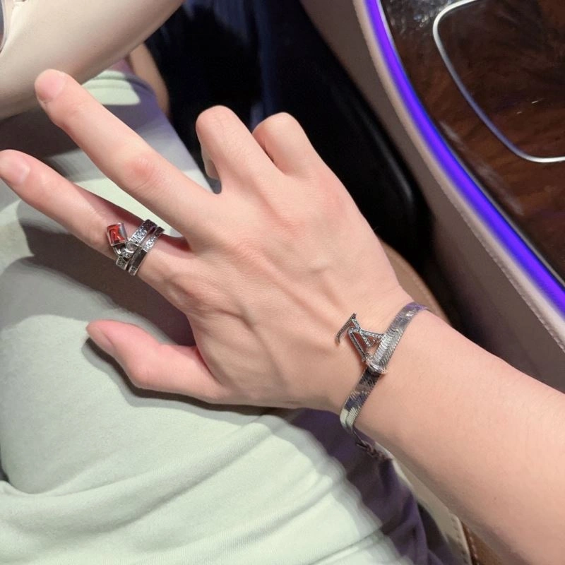 Louis Vuitton Bracelets FlexibleFit 250794