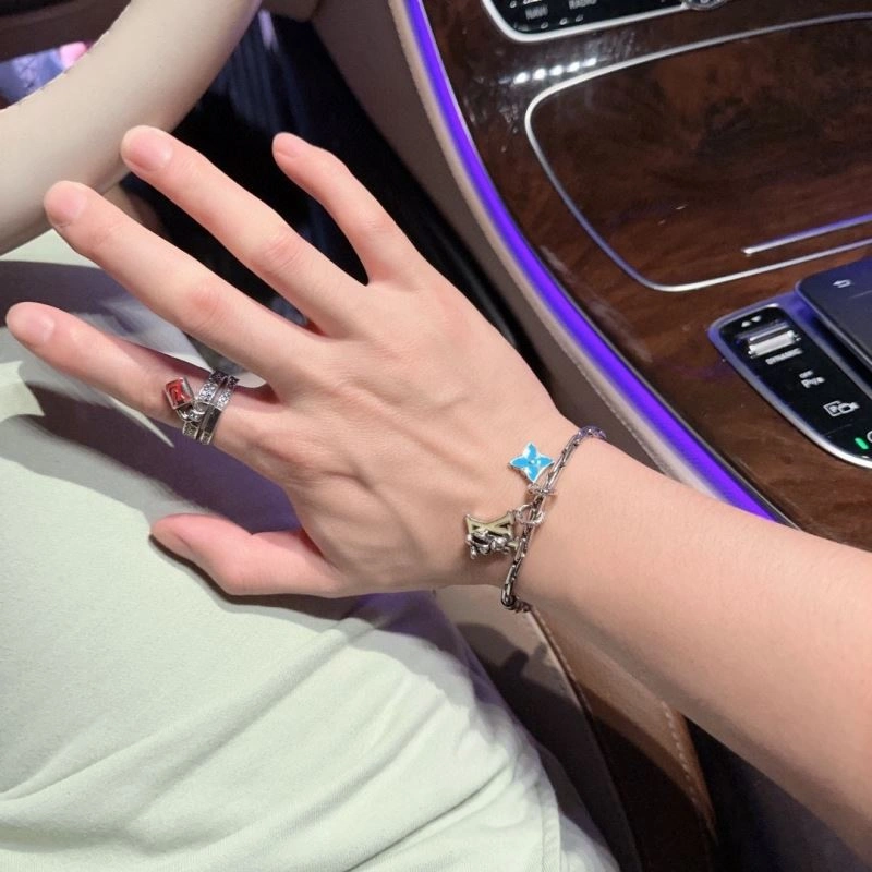 Louis Vuitton Bracelets BestValue 250788