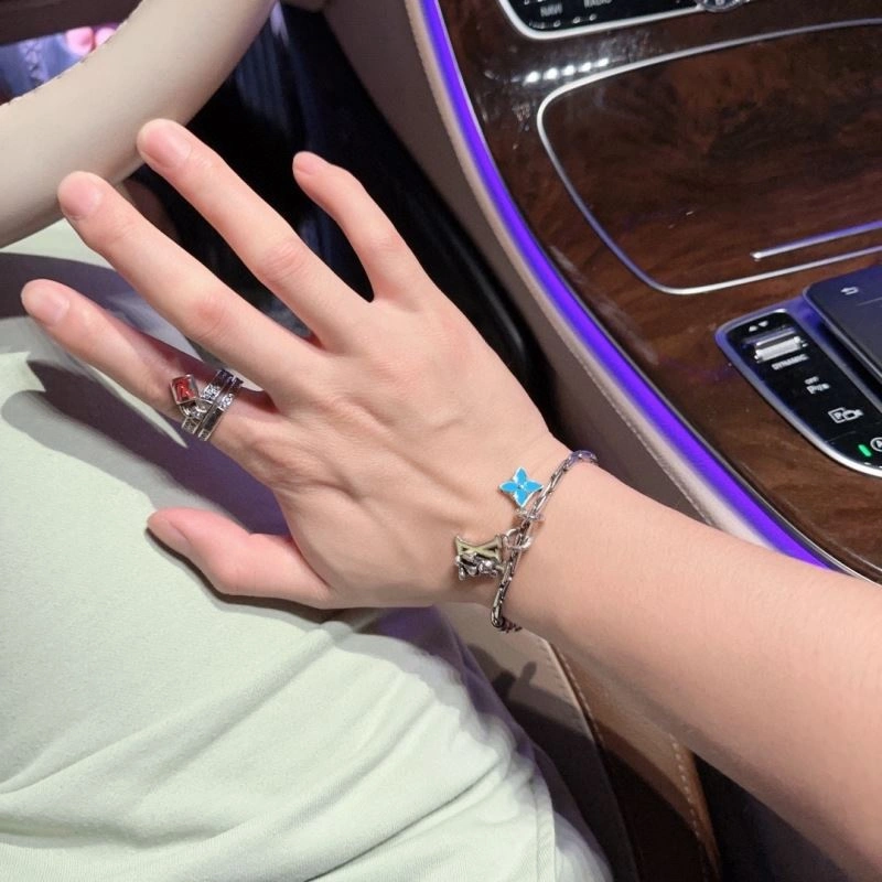 Louis Vuitton Bracelets BestValue 250788