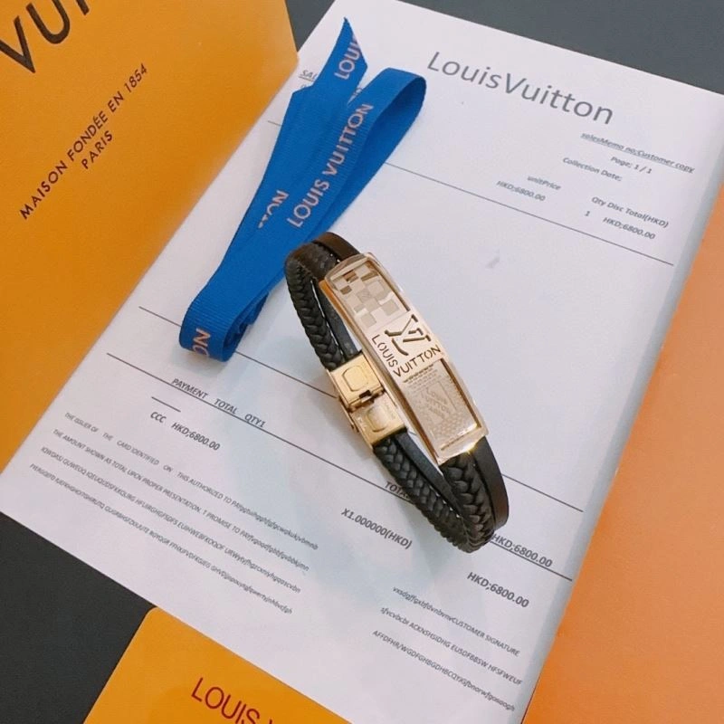 WrinkleFree Louis Vuitton Bracelets 250782