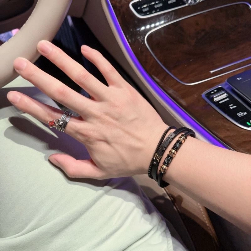 Colorful Louis Vuitton Bracelets 250780