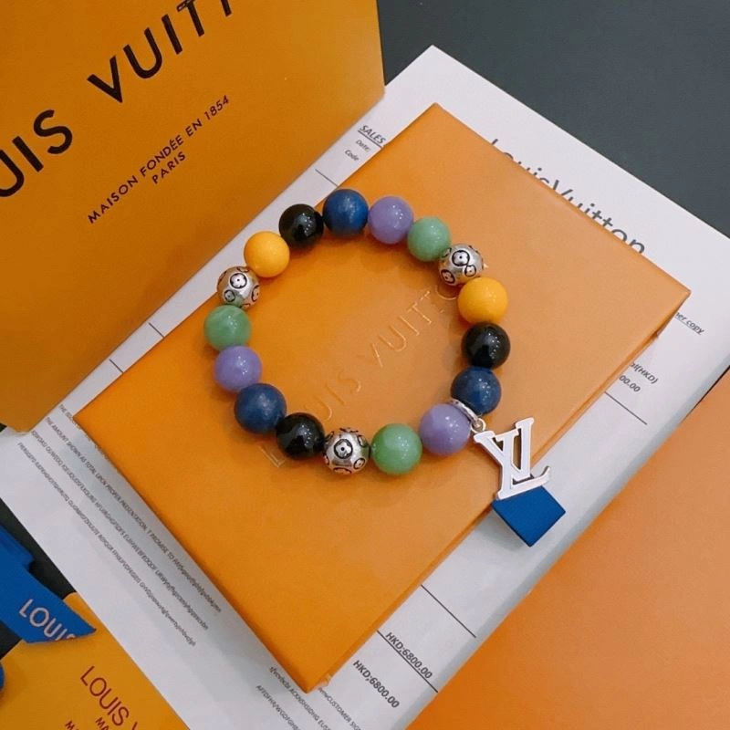 Premium Louis Vuitton Bracelets 250774