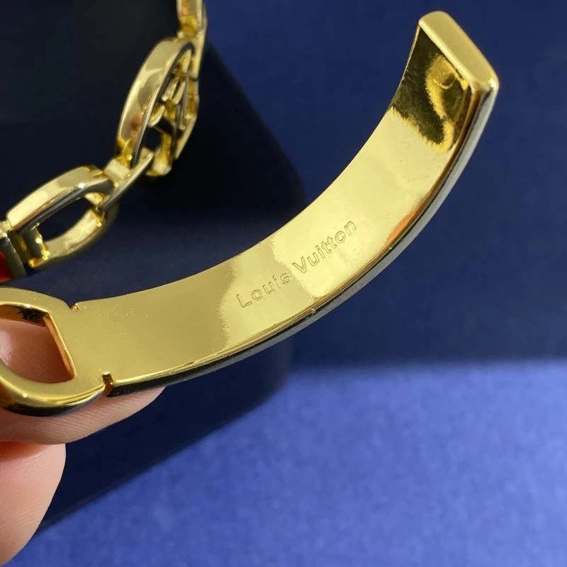 Louis Vuitton Bracelets Comfortable 250773