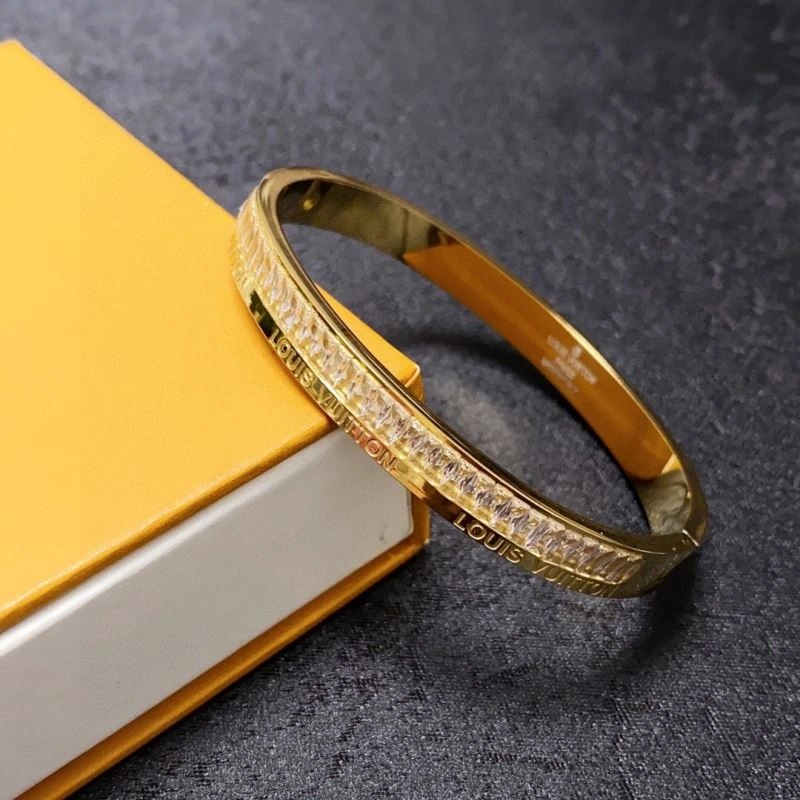 Flexible Louis Vuitton Bracelets 250765
