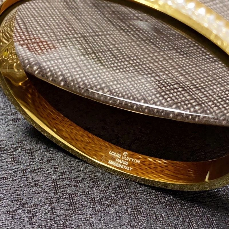 Flexible Louis Vuitton Bracelets 250765