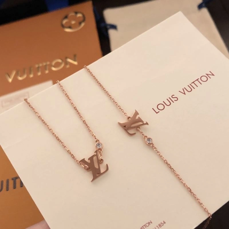 Louis Vuitton Bracelets OnTrend 250757