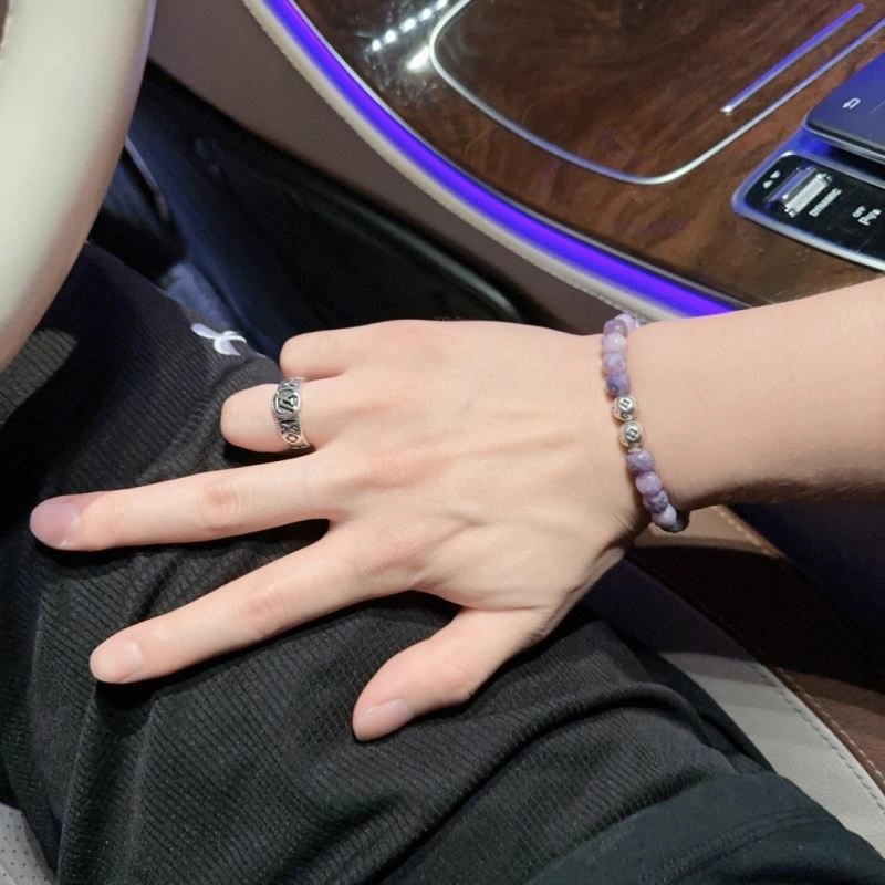 EasyMatch Louis Vuitton Bracelets 250764