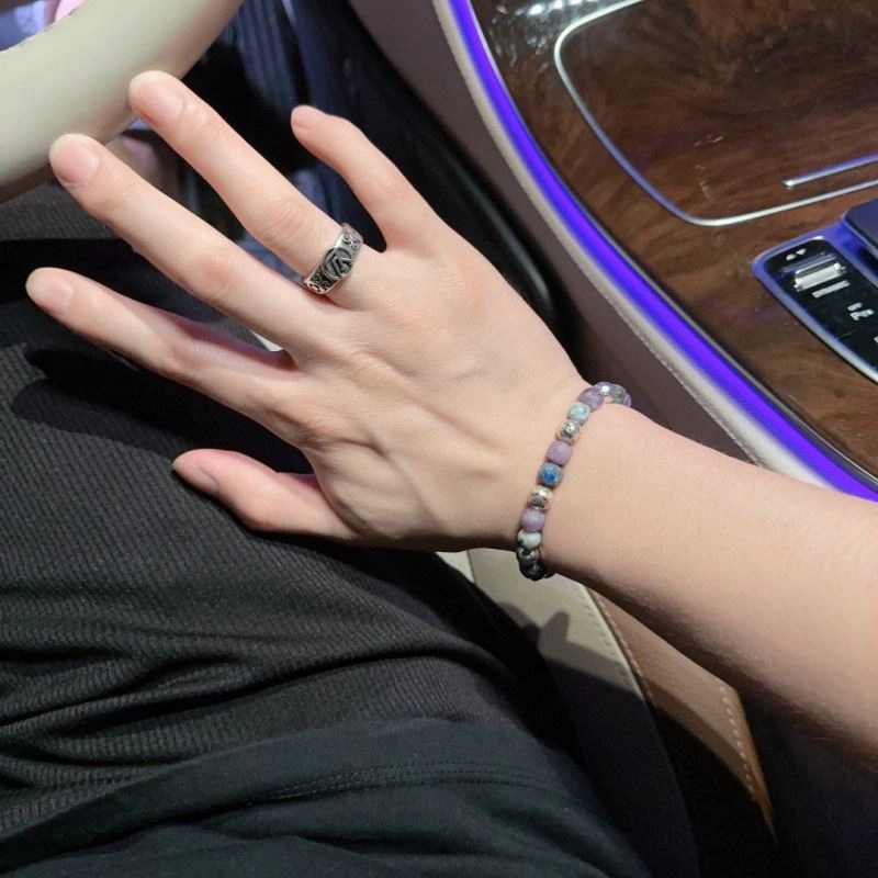 Louis Vuitton Bracelets ZipUp 250762