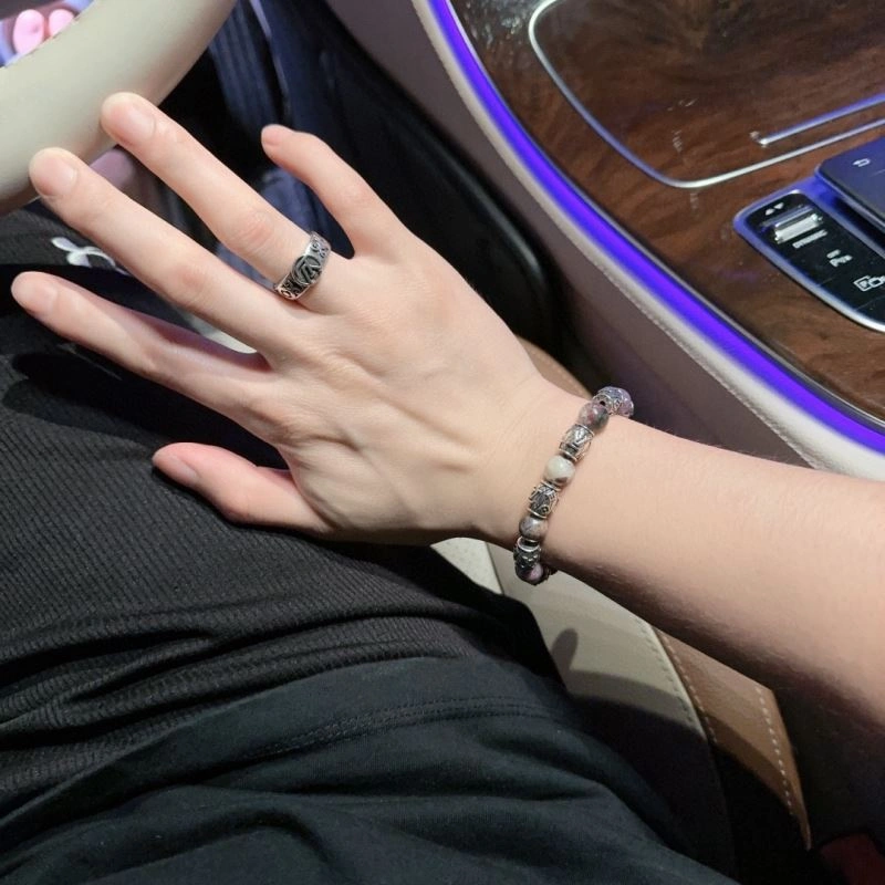 Durable Louis Vuitton Bracelets 250754