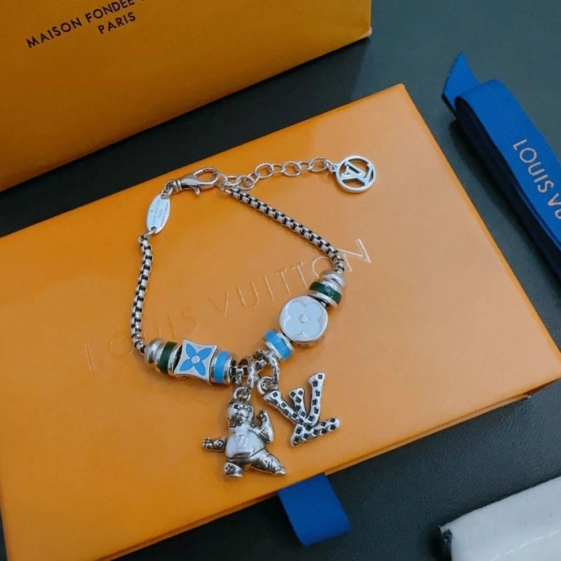 SoftTouch Louis Vuitton Bracelets 250752