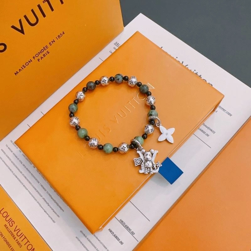 Packable Louis Vuitton Bracelets 250749