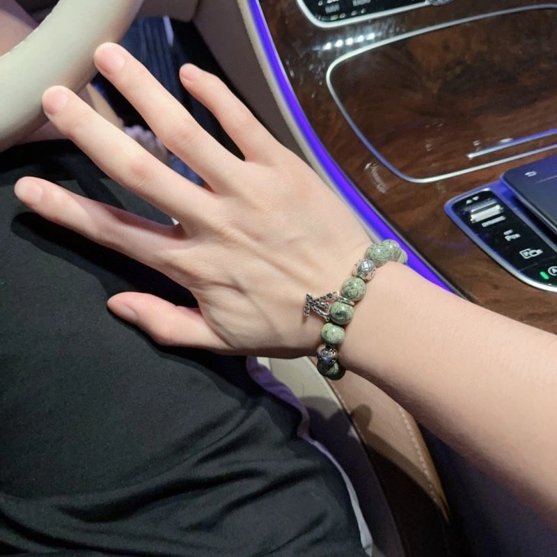 Louis Vuitton Bracelets Sophisticated 250755