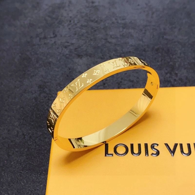 FashionForward Louis Vuitton Bracelets 250769