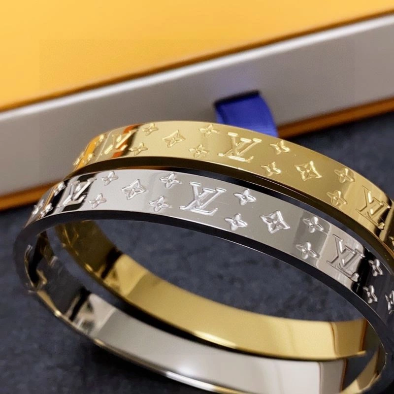 FashionForward Louis Vuitton Bracelets 250769