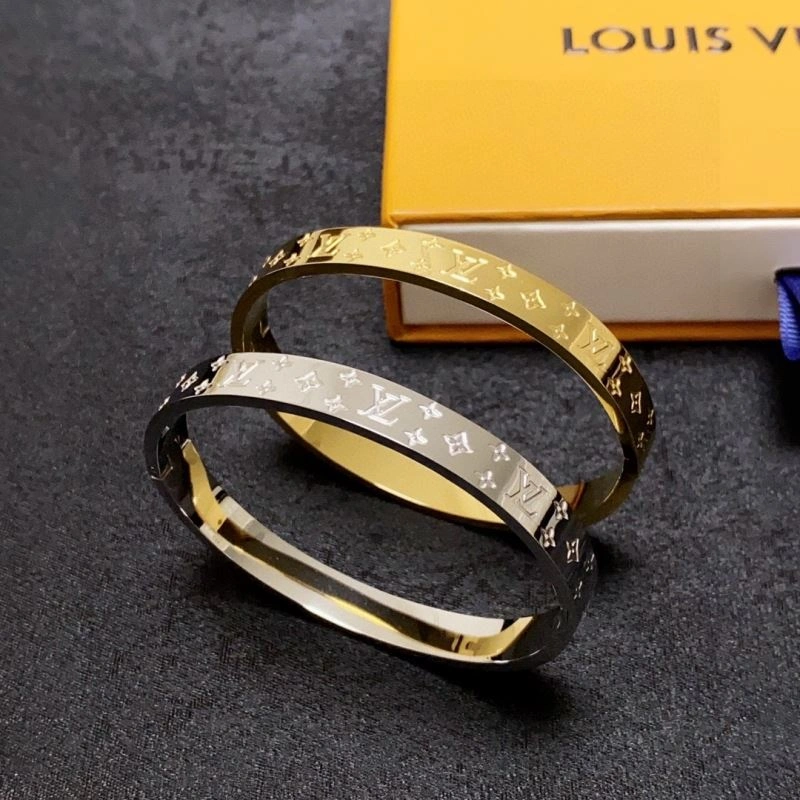 FashionForward Louis Vuitton Bracelets 250769