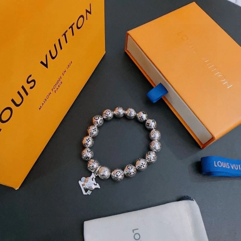 Louis Vuitton Bracelets WellDesigned 250759