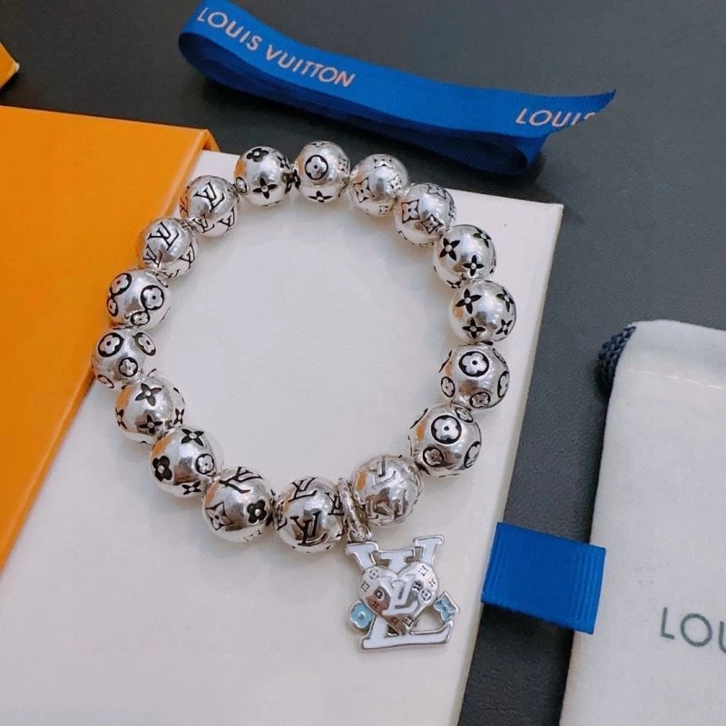Louis Vuitton Bracelets WellDesigned 250759