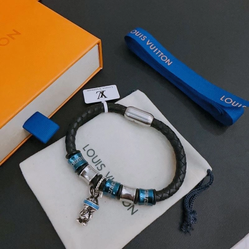 Louis Vuitton Bracelets Cozy 250741