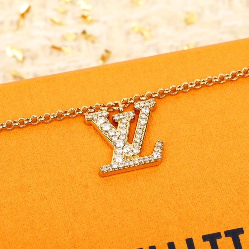 Louis Vuitton Bracelets EyeCatching 250738