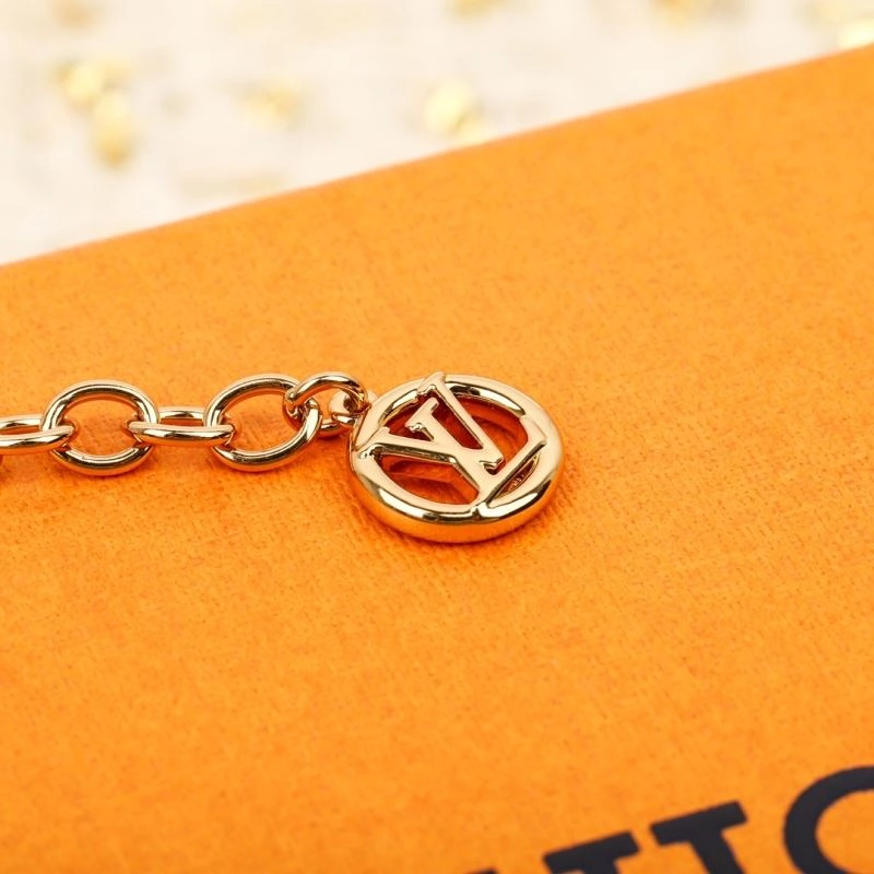 Louis Vuitton Bracelets EyeCatching 250738