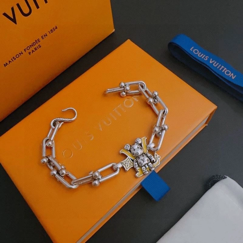 Louis Vuitton Bracelets ComfortFit 250740