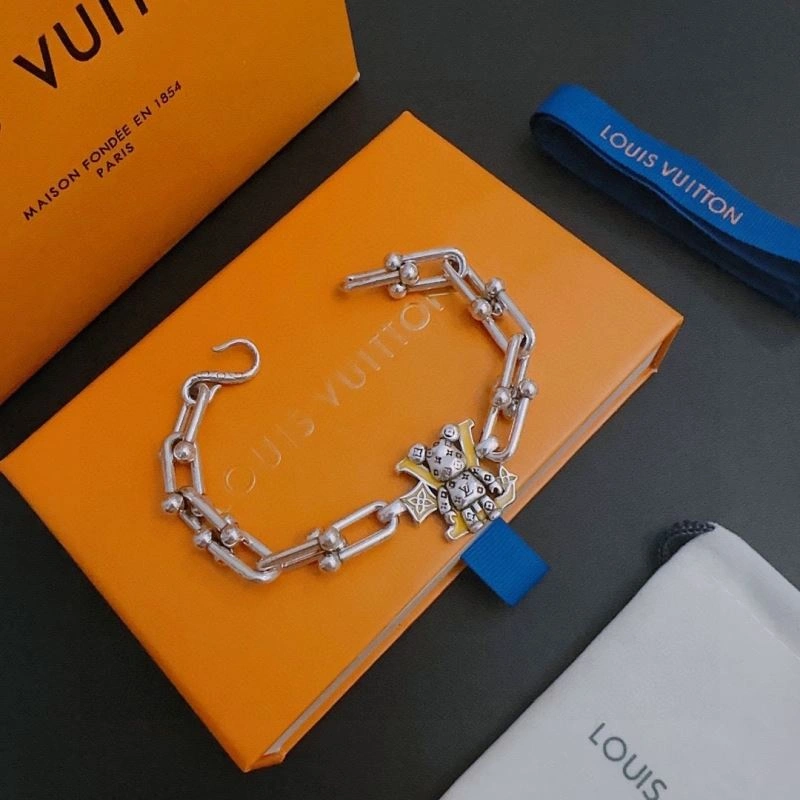 Louis Vuitton Bracelets ComfortFit 250740