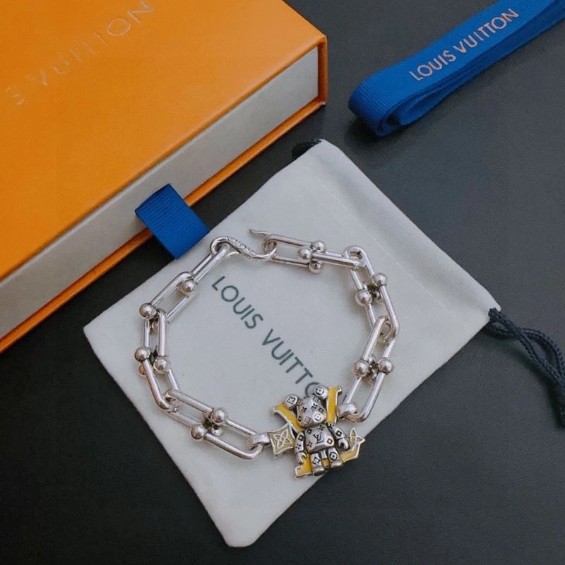 Louis Vuitton Bracelets ComfortFit 250740
