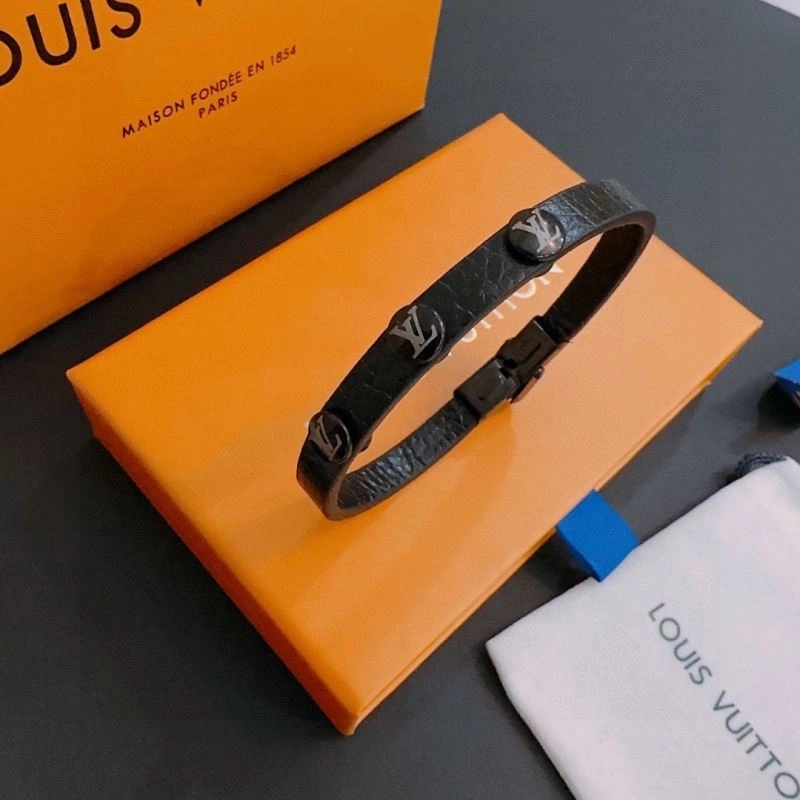 Louis Vuitton Bracelets WellDesigned 250732
