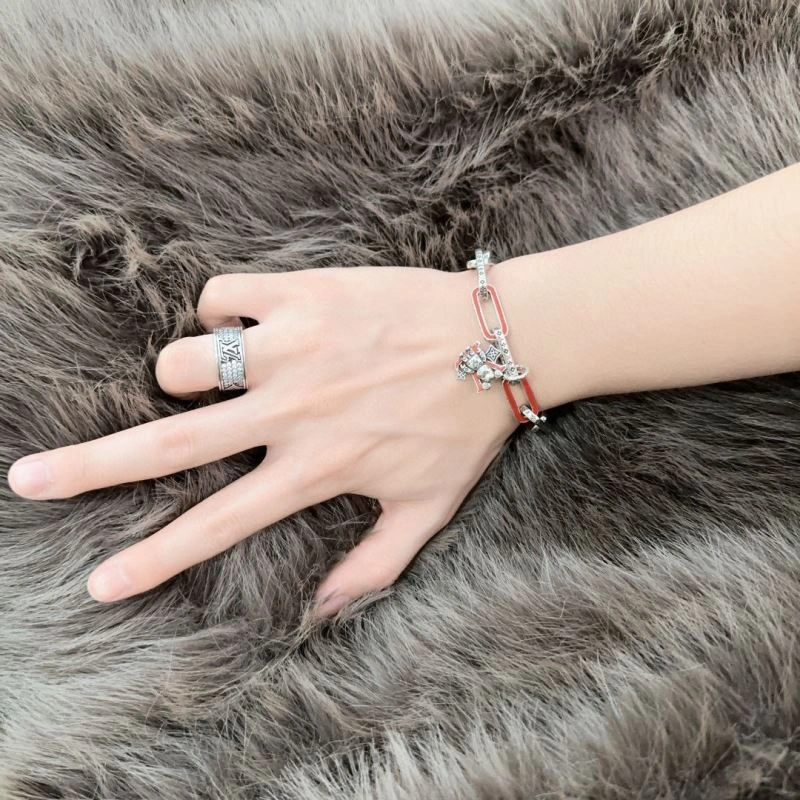 Practical Louis Vuitton Bracelets 250725
