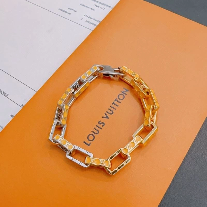 Louis Vuitton Bracelets Durable 250701
