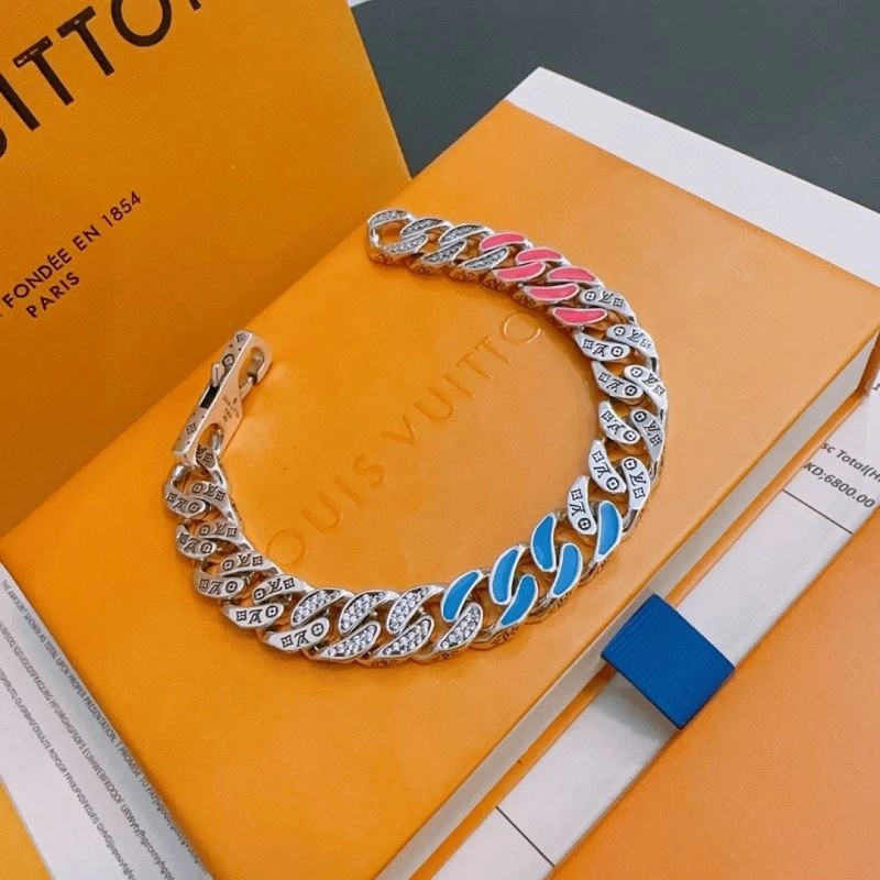 Louis Vuitton Bracelets SoftTouch 250709