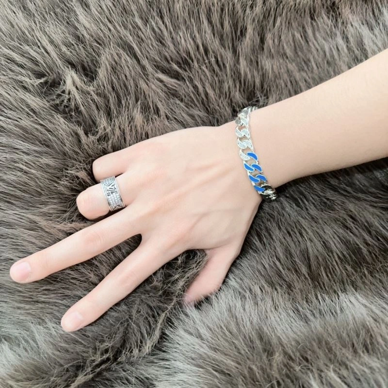 Louis Vuitton Bracelets SoftTouch 250709