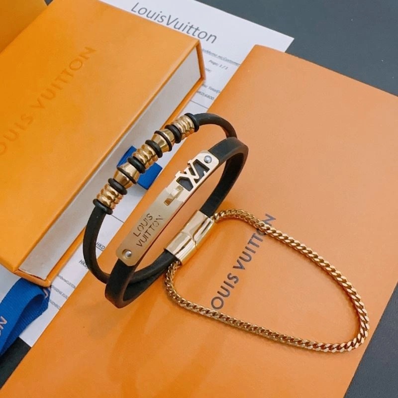 Louis Vuitton Bracelets Neat 250708