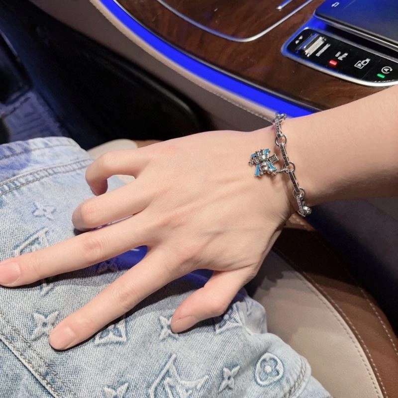 Louis Vuitton Bracelets NewStyle 250718