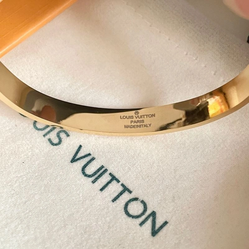 GoodFit Louis Vuitton Bracelets 250710