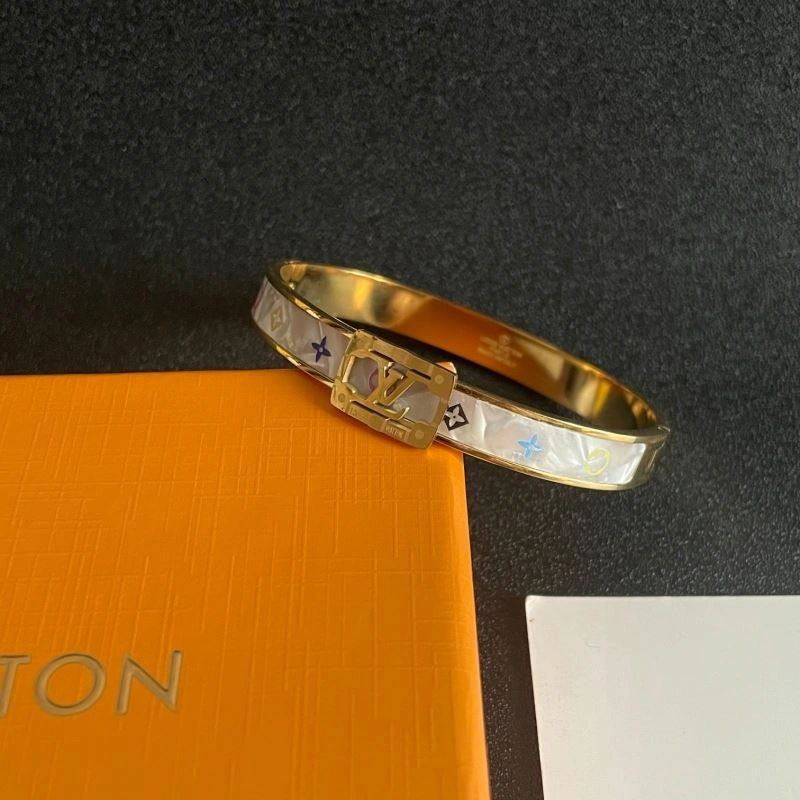 Louis Vuitton Bracelets Reliable 250717