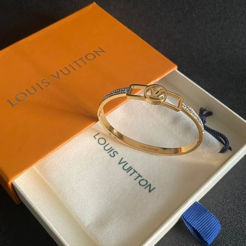 Trendy Louis Vuitton Bracelets 250692