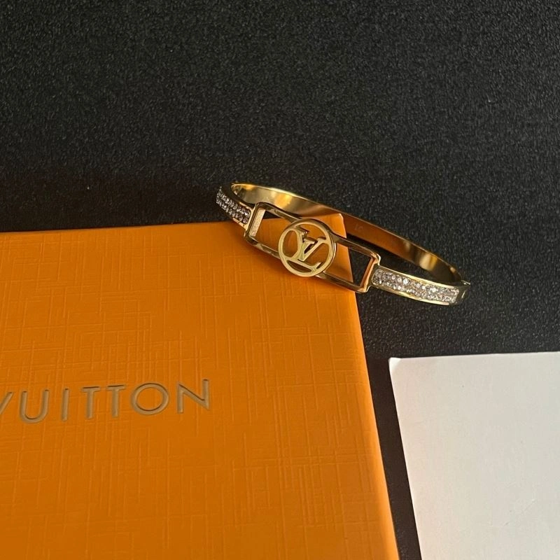 Trendy Louis Vuitton Bracelets 250692