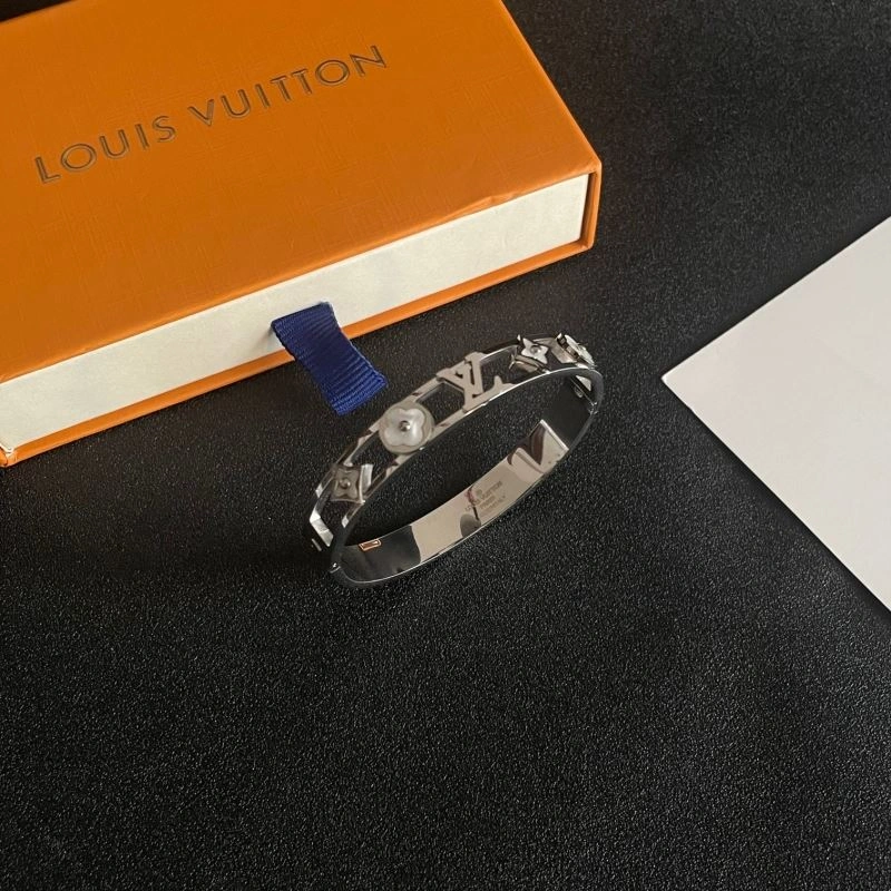 Upgraded Louis Vuitton Bracelets 250689