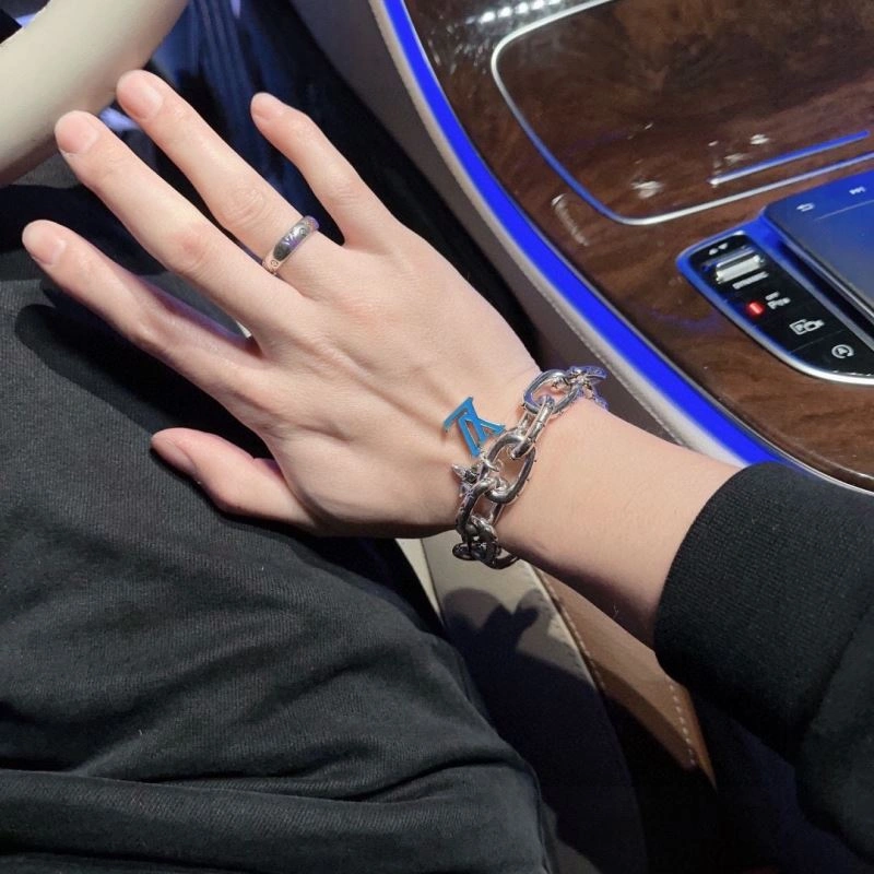 EyeCatching Louis Vuitton Bracelets 250686