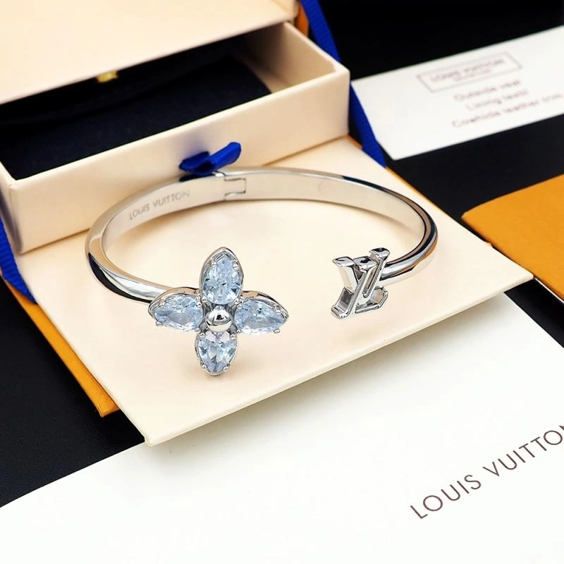 EasyCare Louis Vuitton Bracelets 250684
