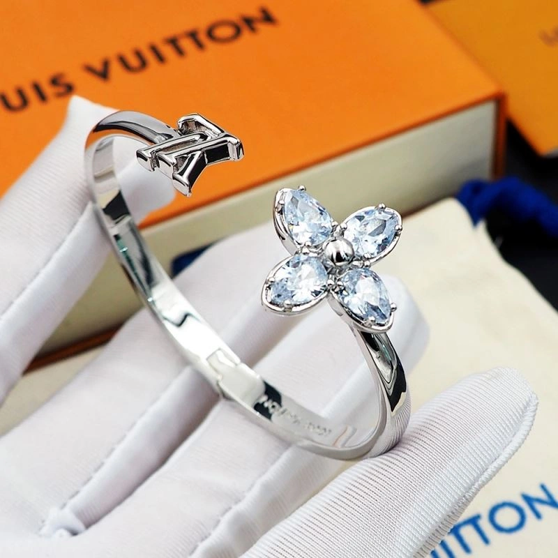 EasyCare Louis Vuitton Bracelets 250684
