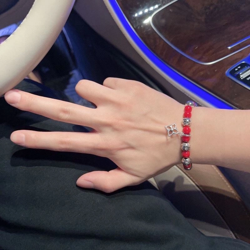 Louis Vuitton Bracelets SmartChoice 250657