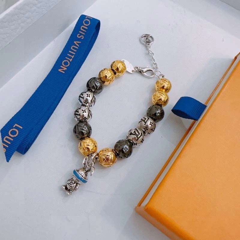 Breathable Louis Vuitton Bracelets 250682