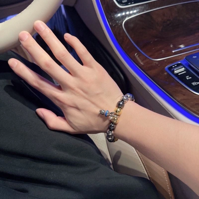 Breathable Louis Vuitton Bracelets 250682