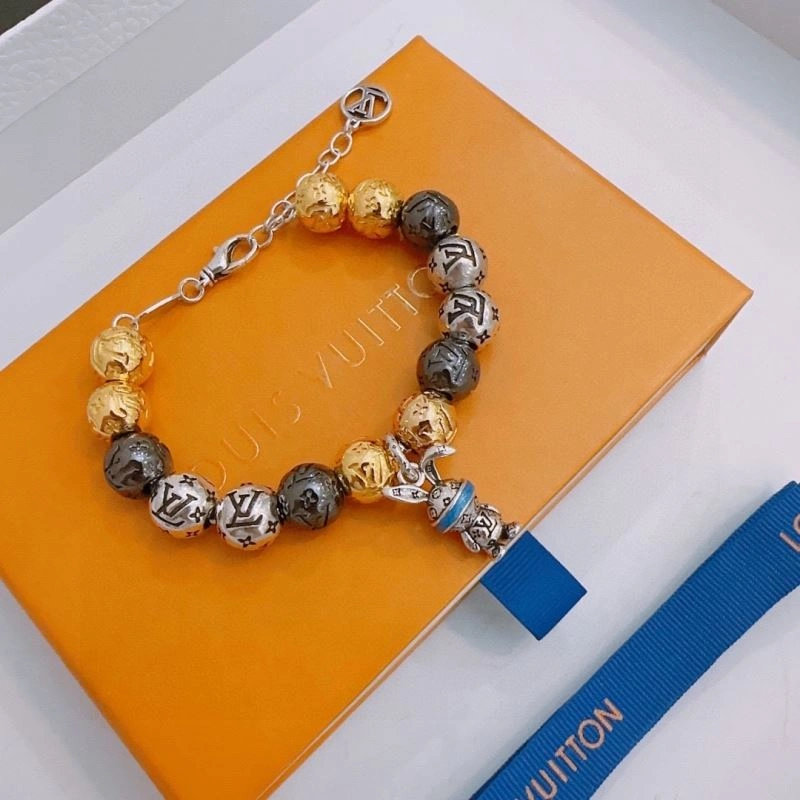 Breathable Louis Vuitton Bracelets 250682