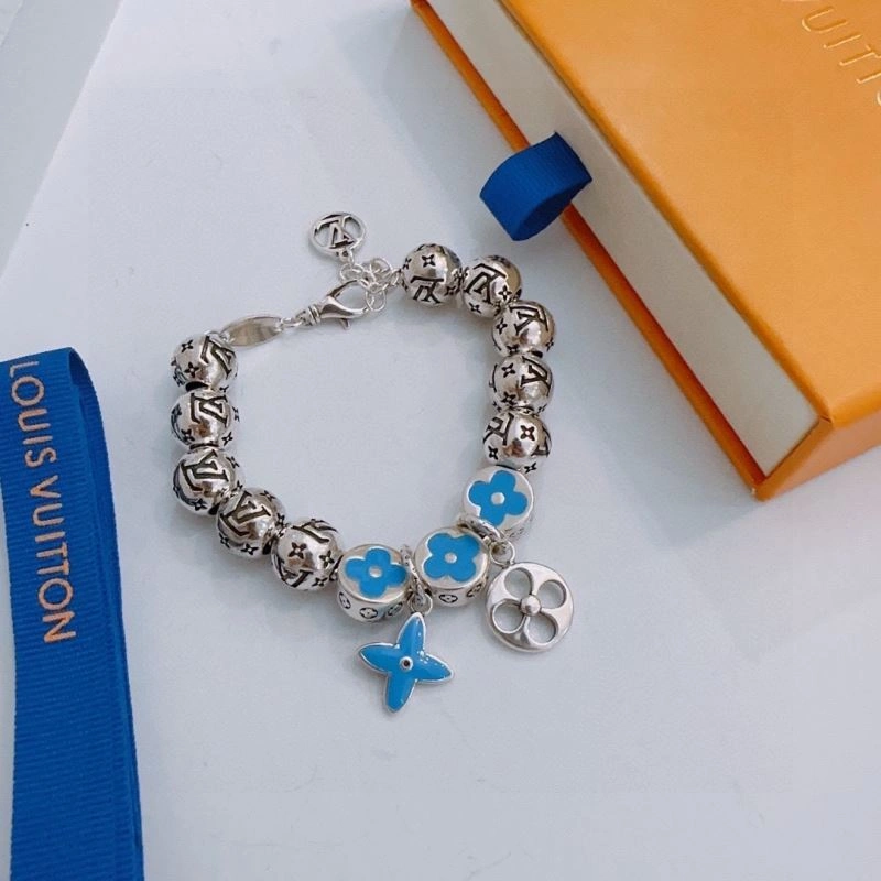 Louis Vuitton Bracelets SmoothTexture 250664