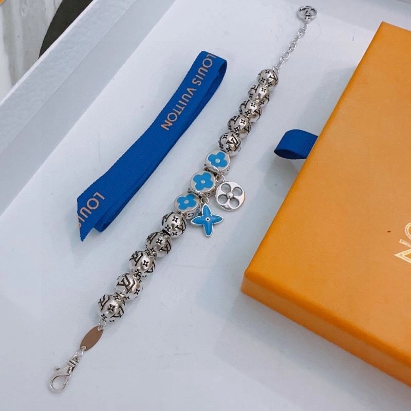 Louis Vuitton Bracelets SmoothTexture 250664